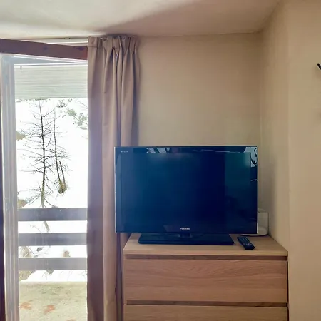 Alpine With Garage Апартаменти