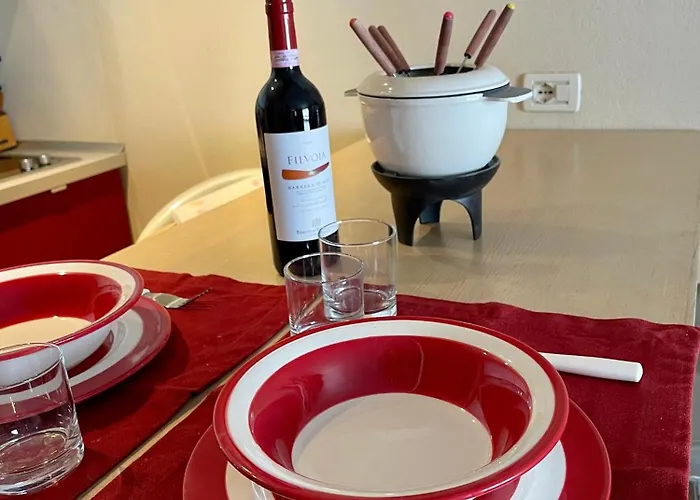 Alpine With Garage Apartment *